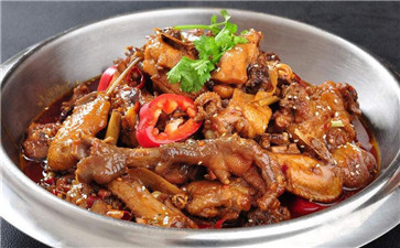 傳統(tǒng)燒雞公的做法用料 傳統(tǒng)燒雞公的做法用料