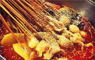 開串串香店味道要留住顧客 開串串香店味道要留住顧客